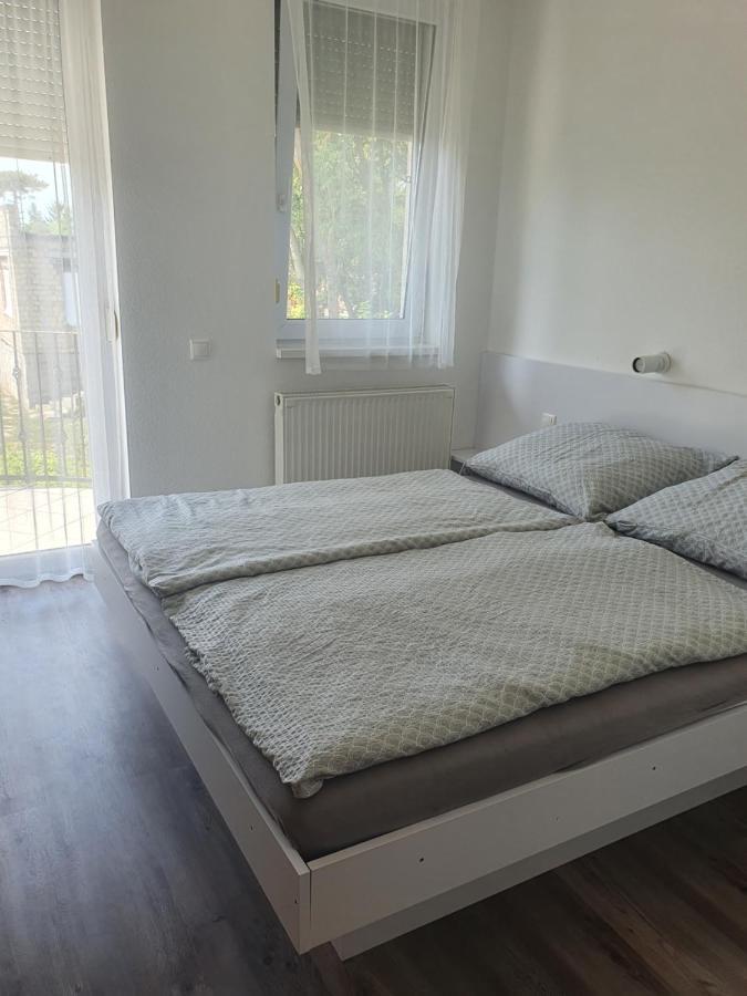 Maja Apartmanhaz Balatonlelle Exterior photo